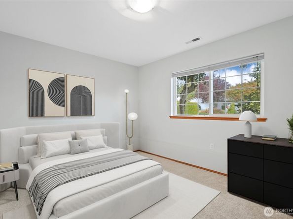 7270 E Raintree Lane, Port Orchard WA 98366