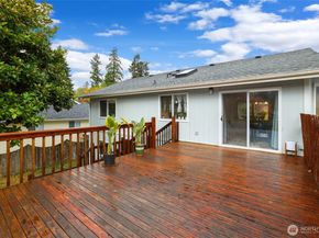 7270 E Raintree Lane, Port Orchard WA 98366