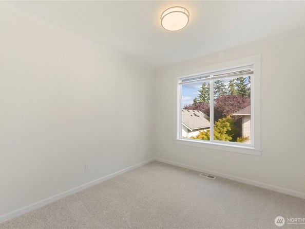 12722 D 35 Avenue NE, Seattle WA 98125