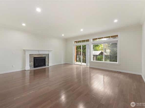 12722 D 35 Avenue NE, Seattle WA 98125