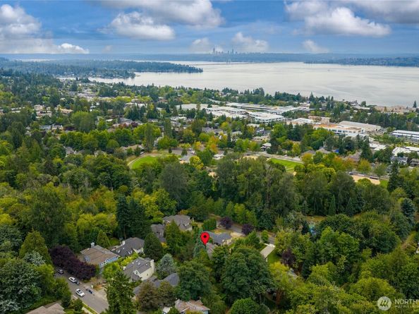 414 10th Street S, Kirkland WA 98033