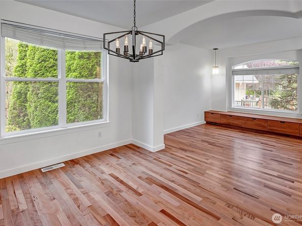 414 10th Street S, Kirkland WA 98033