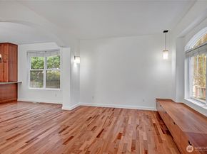 414 10th Street S, Kirkland WA 98033