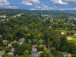 414 10th Street S, Kirkland WA 98033