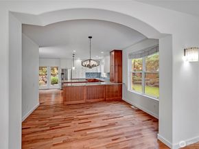 414 10th Street S, Kirkland WA 98033
