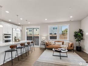13524 NE 104th Way 46, Kirkland WA 98033