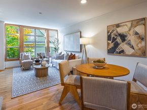 2502 N 50th Street 101, Seattle WA 98103