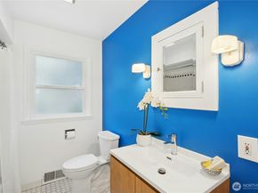3849 NE 95th Street, Seattle WA 98115