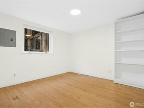 3849 NE 95th Street, Seattle WA 98115