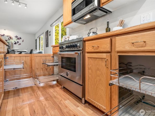 625 191st Street SW, Lynnwood WA 98036