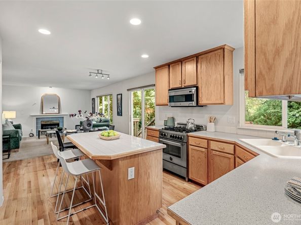 625 191st Street SW, Lynnwood WA 98036