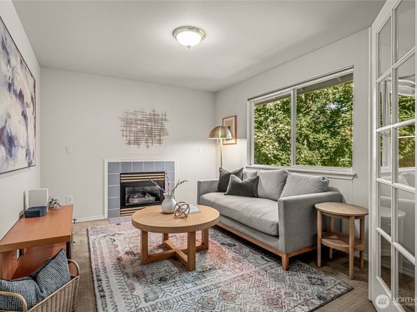 625 191st Street SW, Lynnwood WA 98036