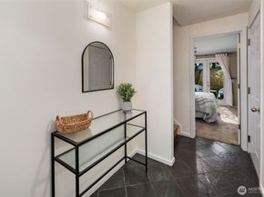 626 Lake Washington Boulevard E, Seattle WA 98112