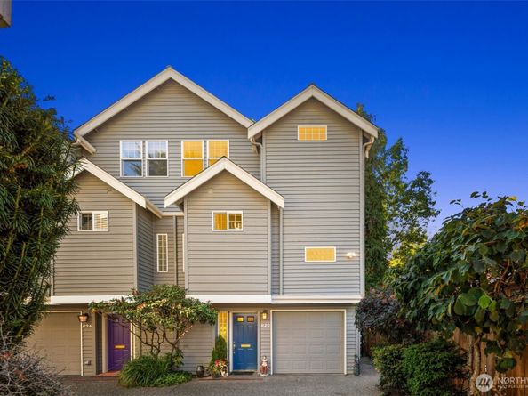 626 Lake Washington Boulevard E, Seattle WA 98112