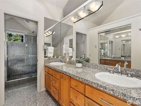 626 Lake Washington Boulevard E, Seattle WA 98112