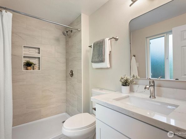10824 SE 23rd Street, Bellevue WA 98004