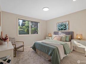 10824 SE 23rd Street, Bellevue WA 98004