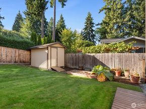 10824 SE 23rd Street, Bellevue WA 98004