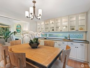 10824 SE 23rd Street, Bellevue WA 98004