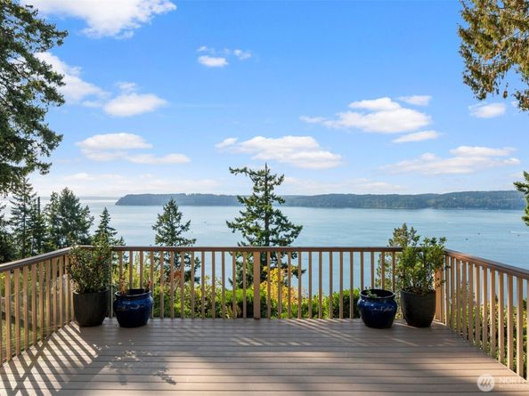 7920 53rd Avenue W D, Mukilteo WA 98275