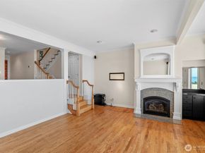 7920 53rd Avenue W D, Mukilteo WA 98275
