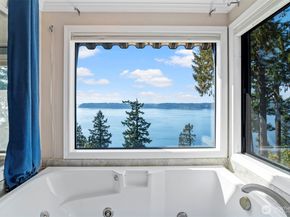 7920 53rd Avenue W D, Mukilteo WA 98275