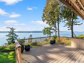 7920 53rd Avenue W D, Mukilteo WA 98275