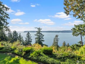 7920 53rd Avenue W D, Mukilteo WA 98275