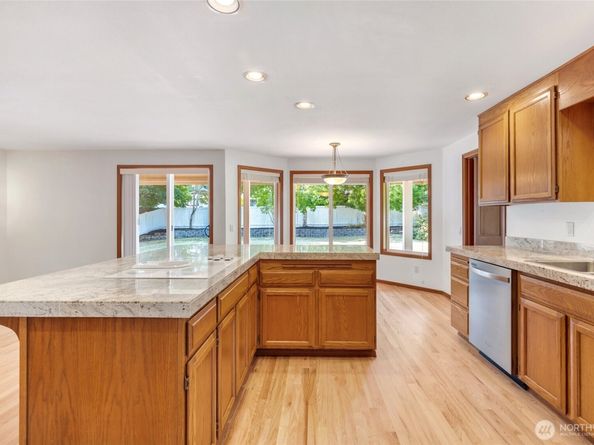 10104 33rd Avenue SE, Everett WA 98208