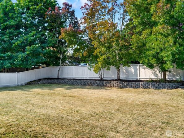 10104 33rd Avenue SE, Everett WA 98208