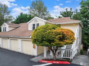 2720 SE 118th Avenue 302, Bellevue WA 98005