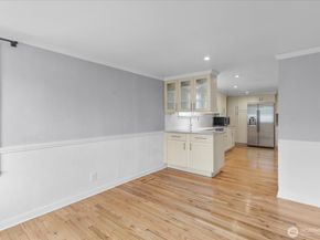 12206 Fremont Avenue N, Seattle WA 98133