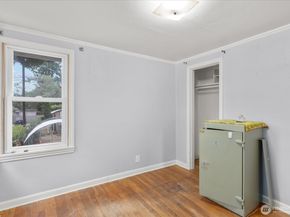 12206 Fremont Avenue N, Seattle WA 98133