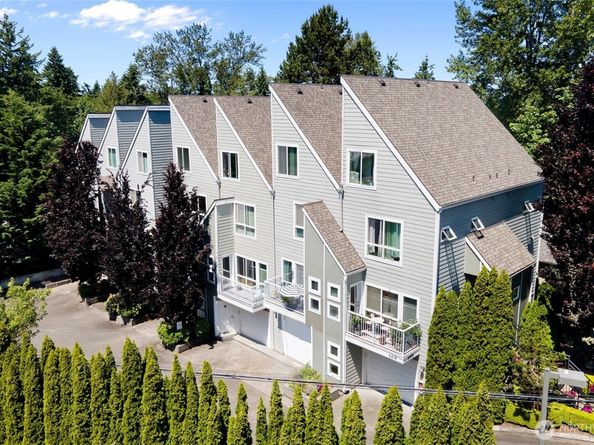 6816 NE 153rd Place D, Kenmore WA 98028