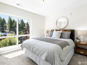 6816 NE 153rd Place D, Kenmore WA 98028