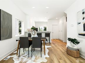 6816 NE 153rd Place D, Kenmore WA 98028