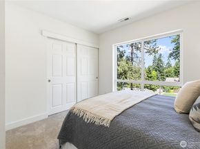 6816 NE 153rd Place D, Kenmore WA 98028