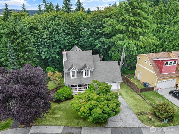 3830 165th Place SE, Bellevue WA 98008