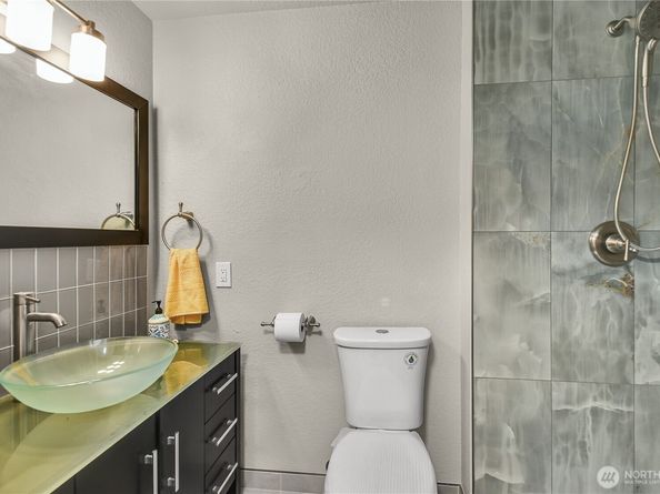 3830 165th Place SE, Bellevue WA 98008
