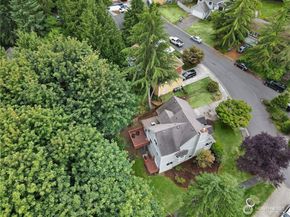 3830 165th Place SE, Bellevue WA 98008