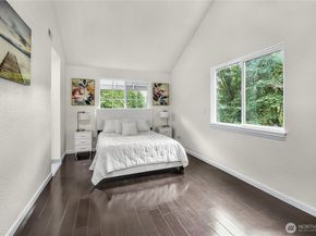 3830 165th Place SE, Bellevue WA 98008