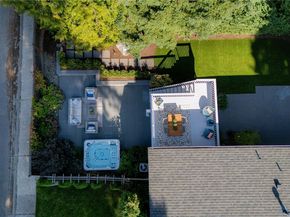 16704 NE 102nd Place, Redmond WA 98052