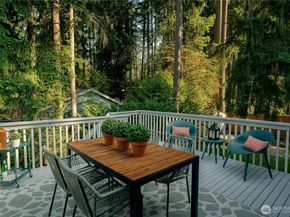 16704 NE 102nd Place, Redmond WA 98052