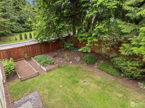 19203 Whitman Avenue N, Shoreline WA 98133