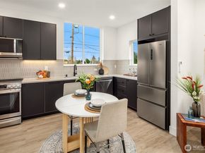9029 8th Avenue NW C, Seattle WA 98117