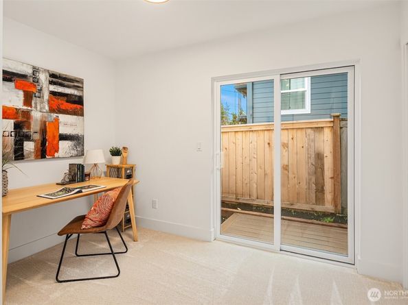 9029 8th Avenue NW C, Seattle WA 98117
