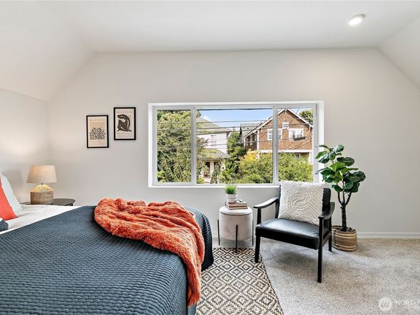 1913 E Spruce Street, Seattle WA 98122