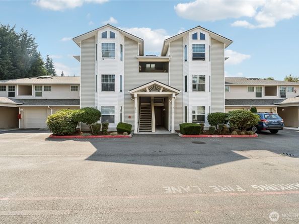 2001 120th Place SE 2204, Everett WA 98208
