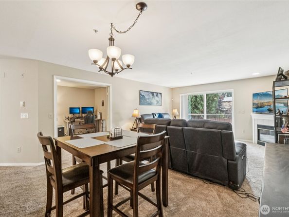 2001 120th Place SE 2204, Everett WA 98208