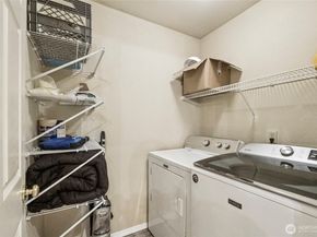 2001 120th Place SE 2204, Everett WA 98208